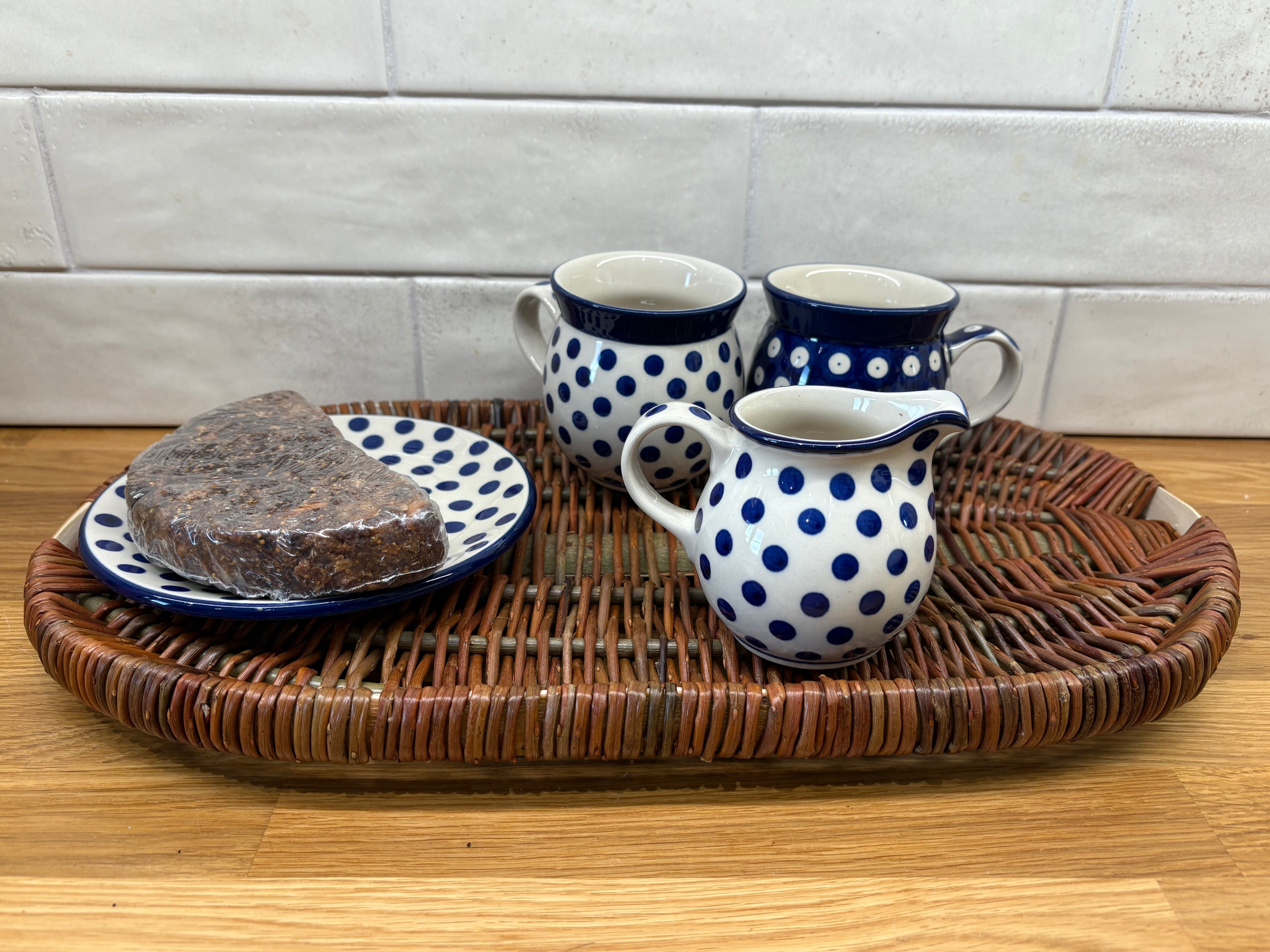 Oval Flat Willow Tray
