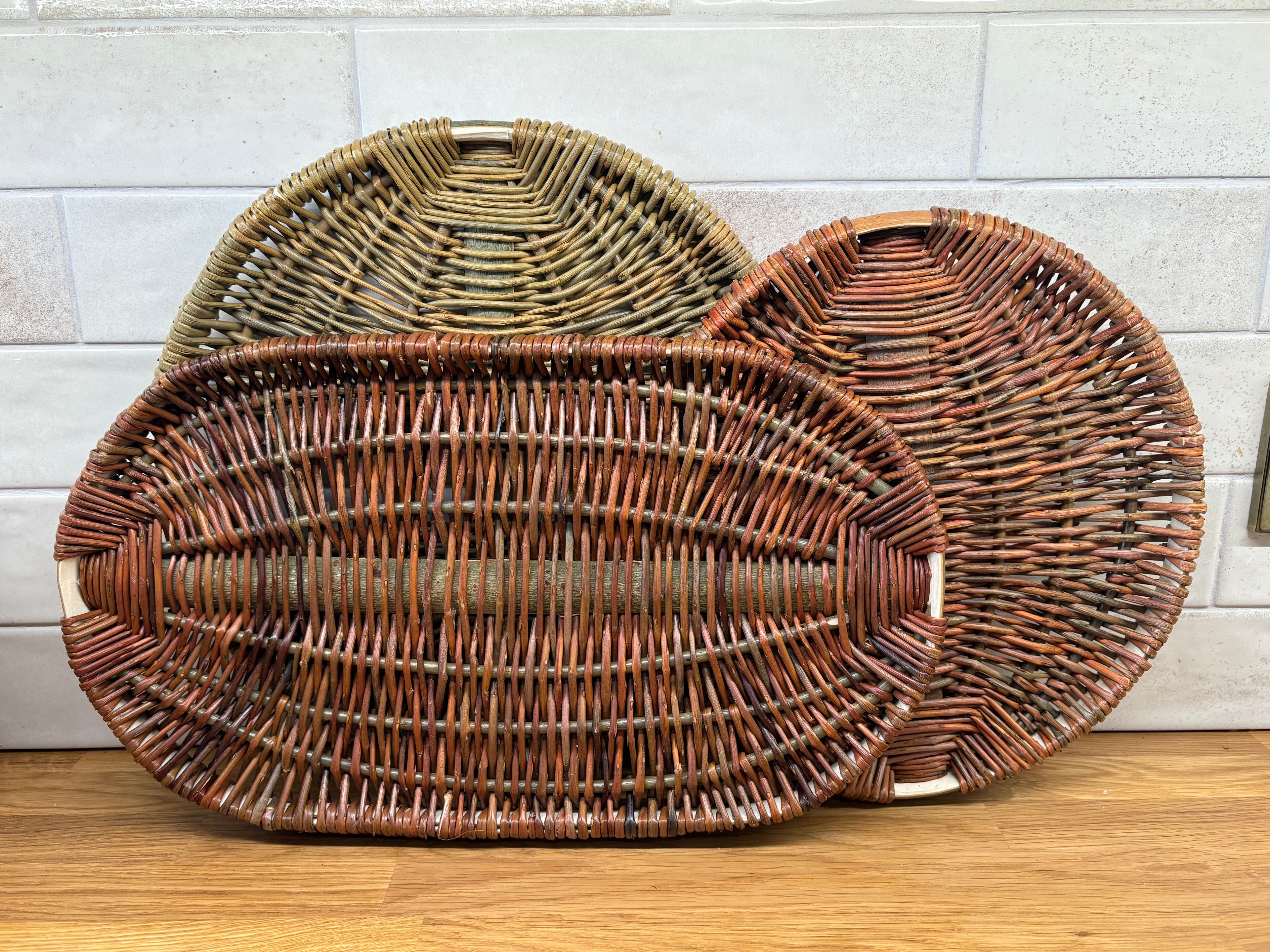 Oval Flat Willow Tray