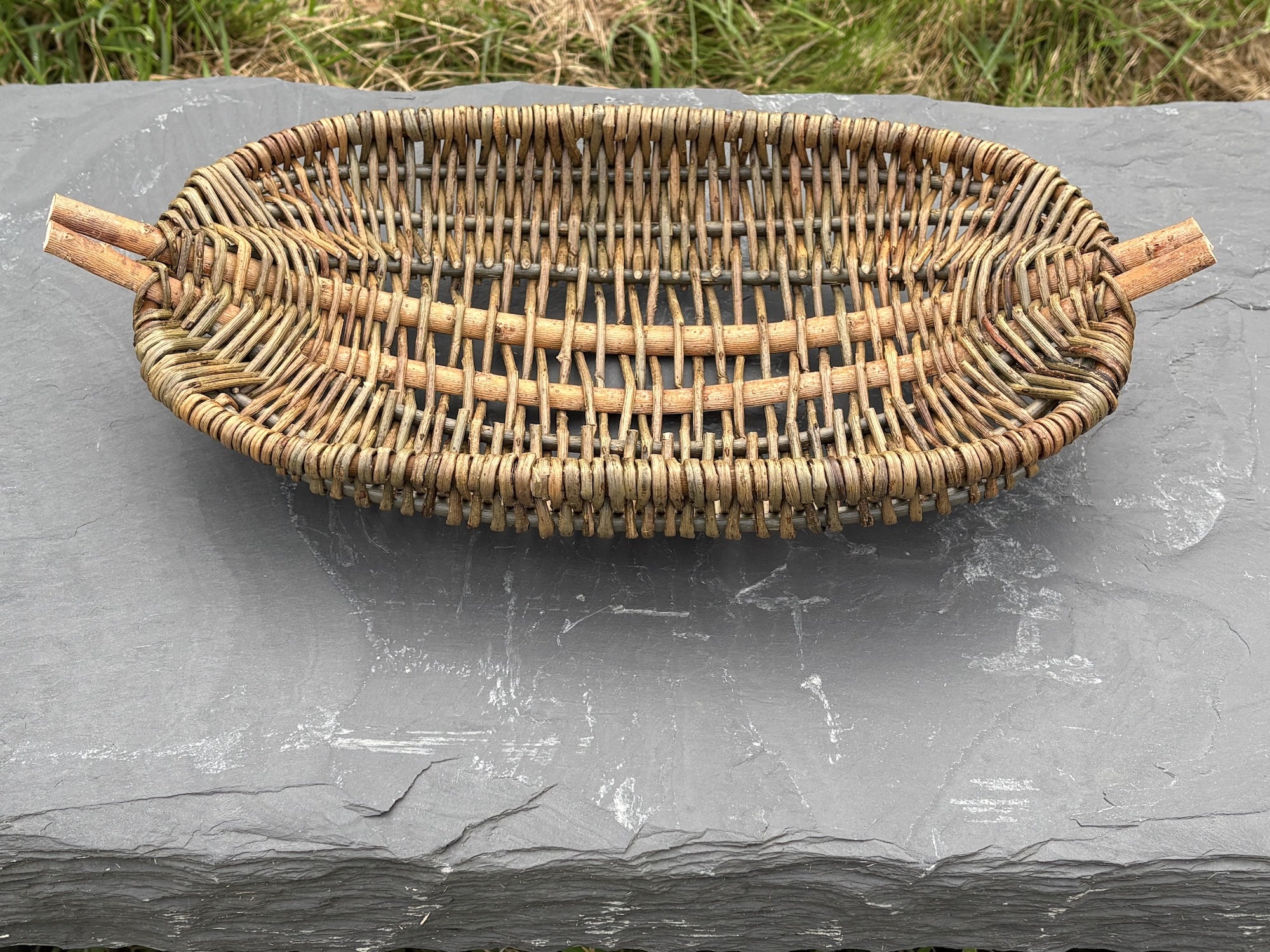 Small Oval Willow Tray (double shaved rib)