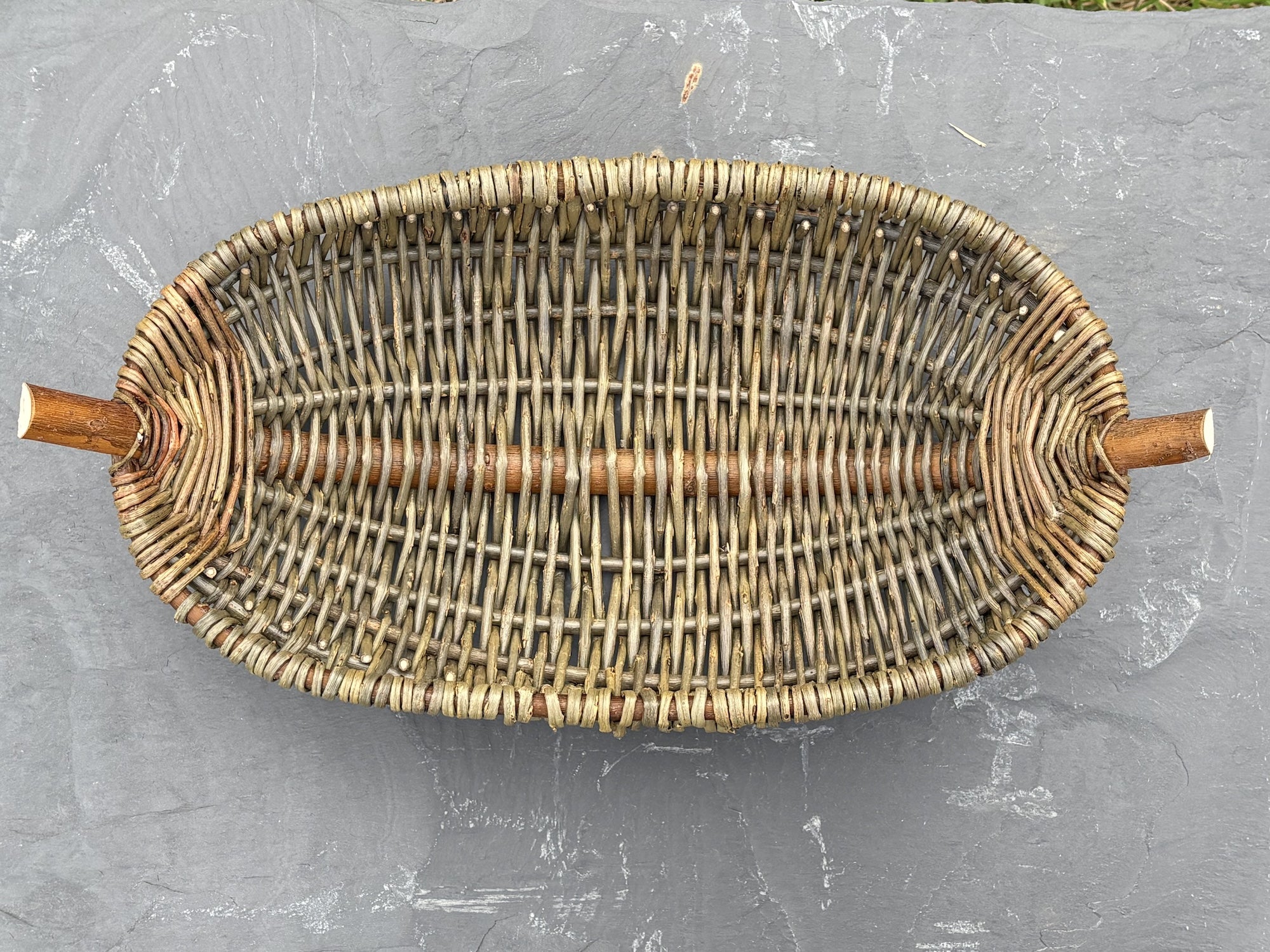 Small Oval Willow Tray (single shaved rib)