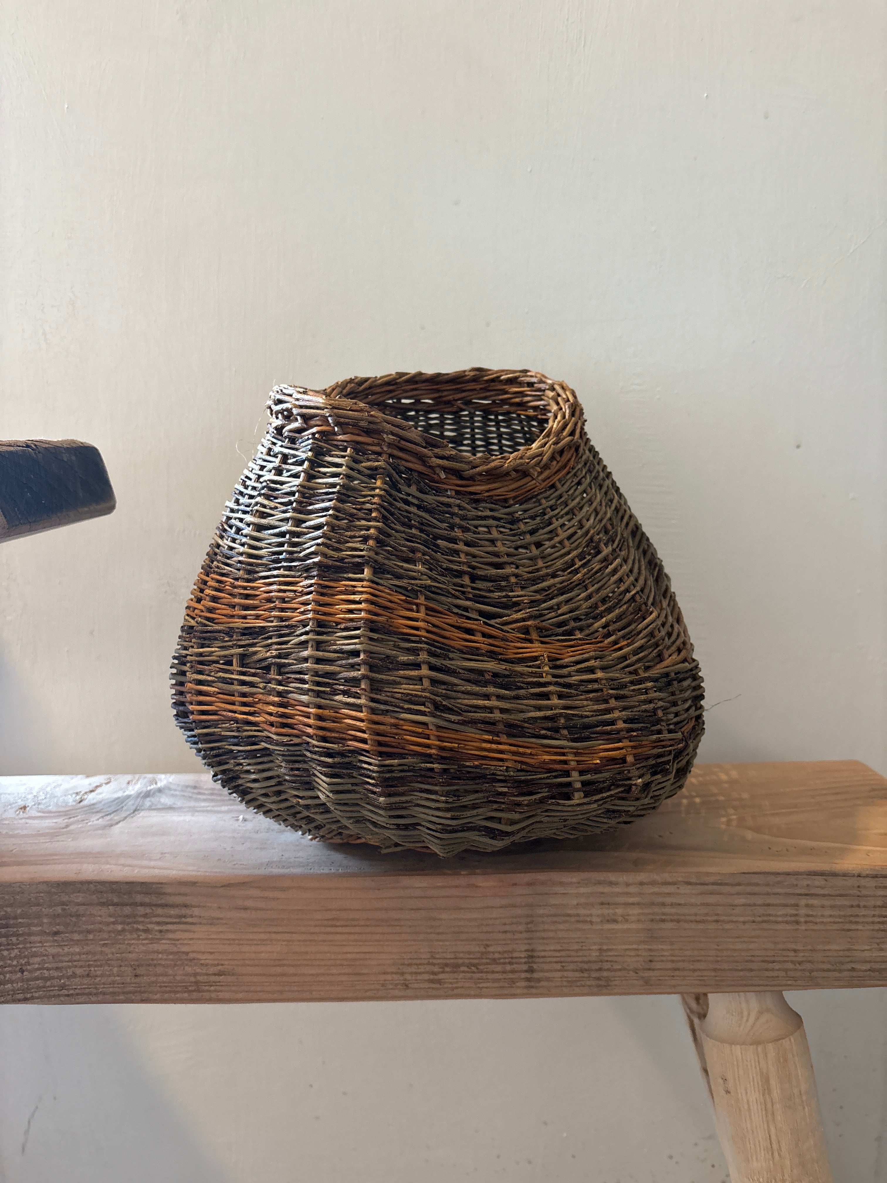 Medium Organic Basket