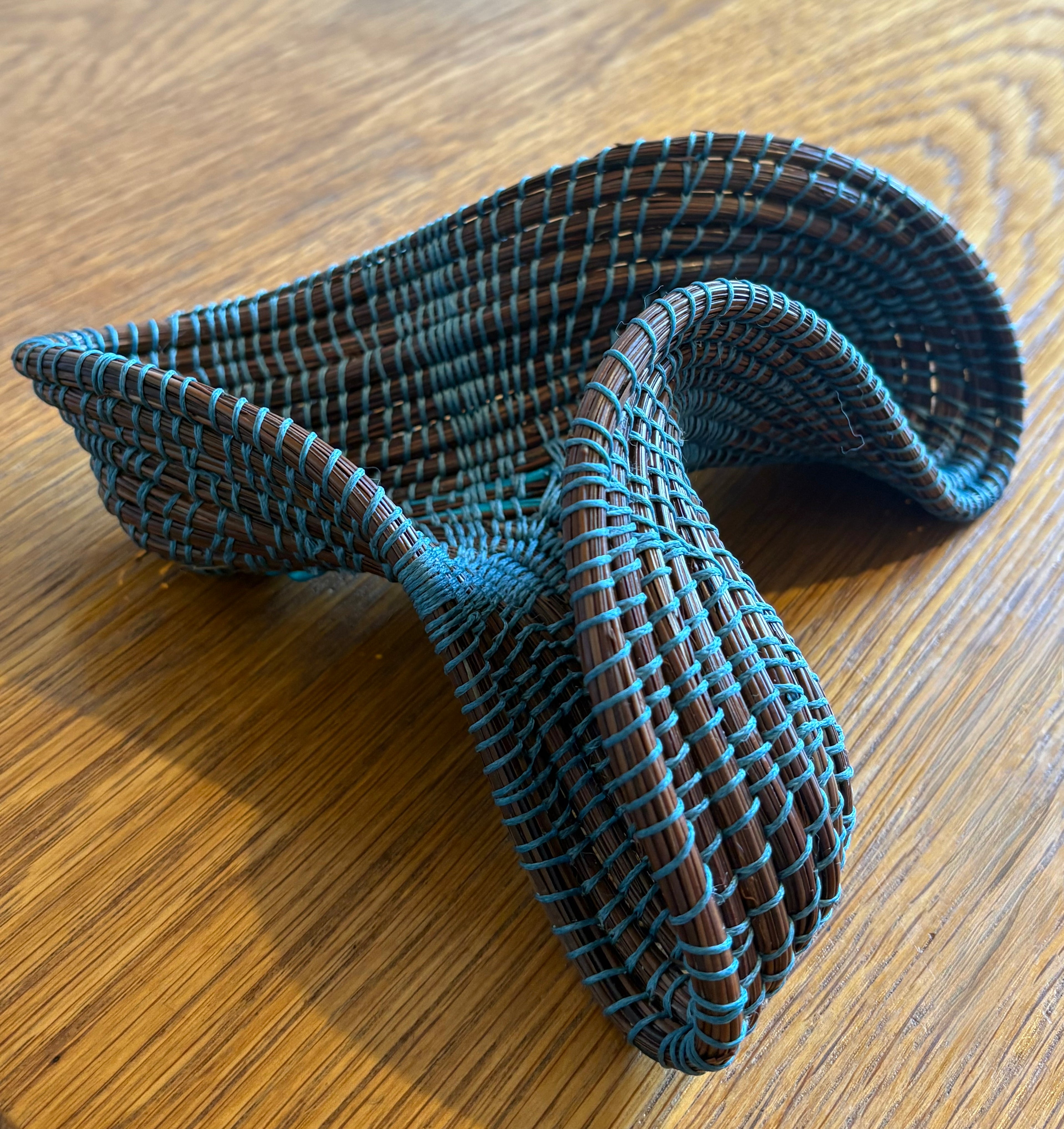 Pine Needle Tripod- ‘Twisted in Blue’